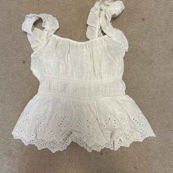 Gap white ruffle top in small - Picture 3 of 3
